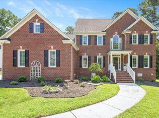 8512 Barrett Hall Ln, Wake Forest, NC 27587