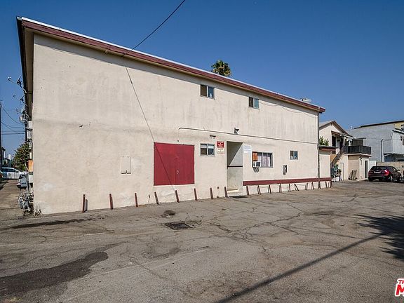 4th image of 6916 Laurel Canyon Blvd
