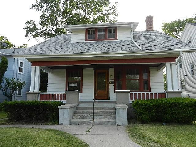 1st image of 1215 Old Orchard Ave