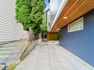 4507 Linden Ave N #B, Seattle, WA 98103