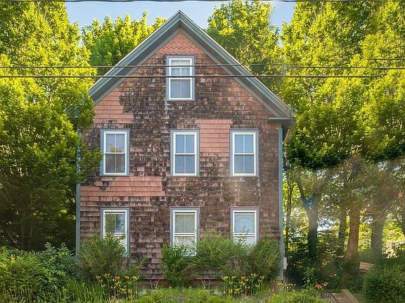 2nd image of 7 Stoddard St #B