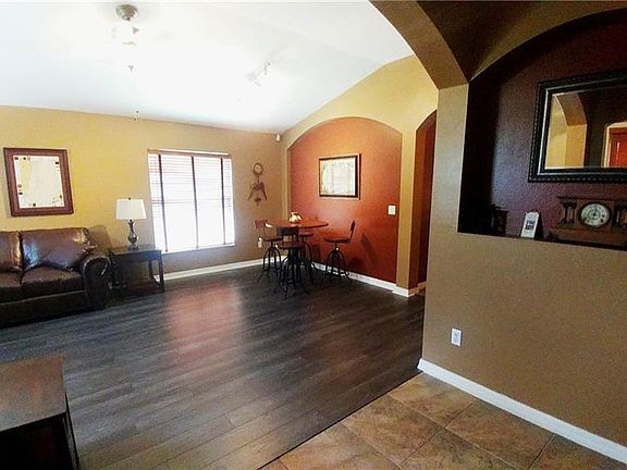 2nd image of 9926 Brodbeck Blvd