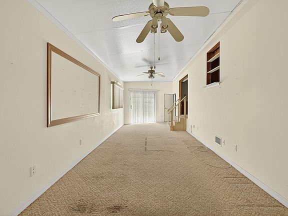 4th image of 5312 SE 67th Avenue