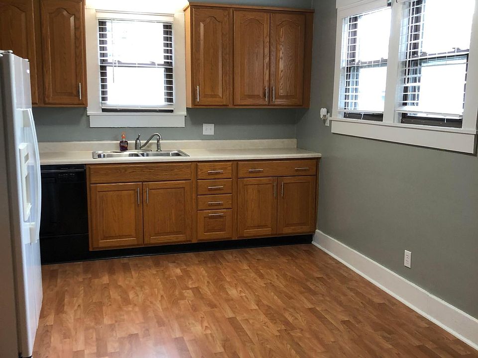 Kitchen view 1.