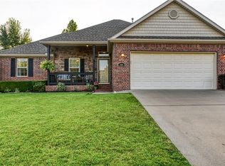 3964 Benjamin Ln, Springdale, AR 72764