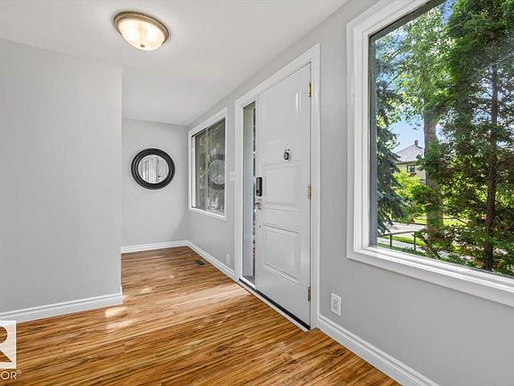 4th image of 11429 64th St NW
