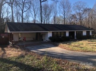 809 Briarcliff Rd, Gastonia, NC 28056