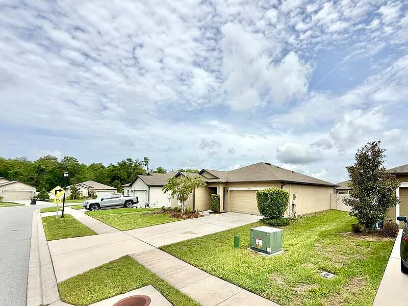 3 bed, 2.0 bath, 1440 sqft, $2,150 — Photo 4