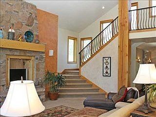5th image of 2055 Bear Hollow Dr