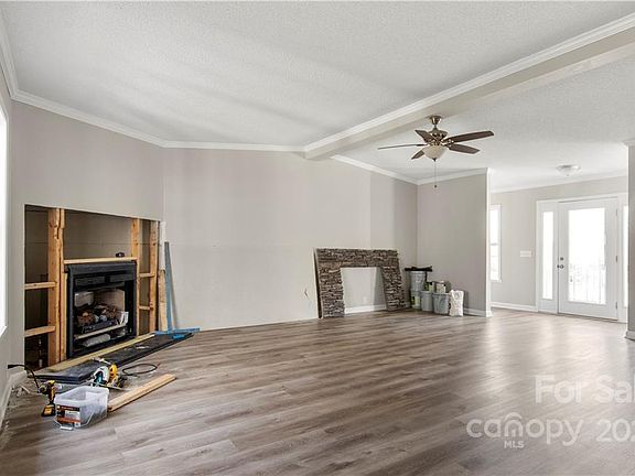 3rd image of 4886 Grey Stone Ln