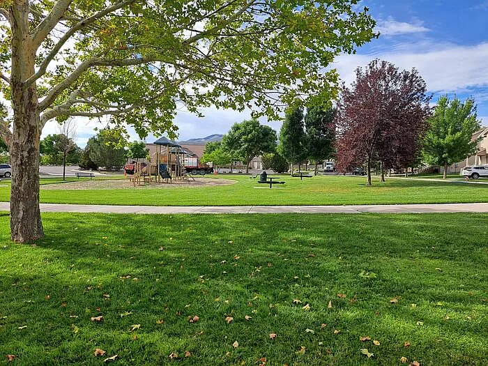 7398 N Ute Dr — Photo 26
