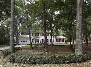 15 Ferncrest Ct, Greenville, SC 29605