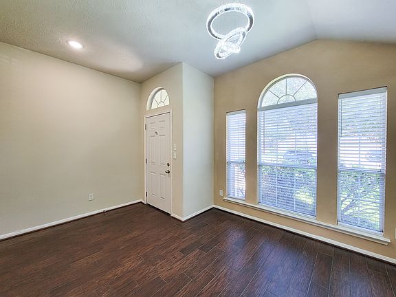 3rd image of 3838 Saint Simon Manor Dr