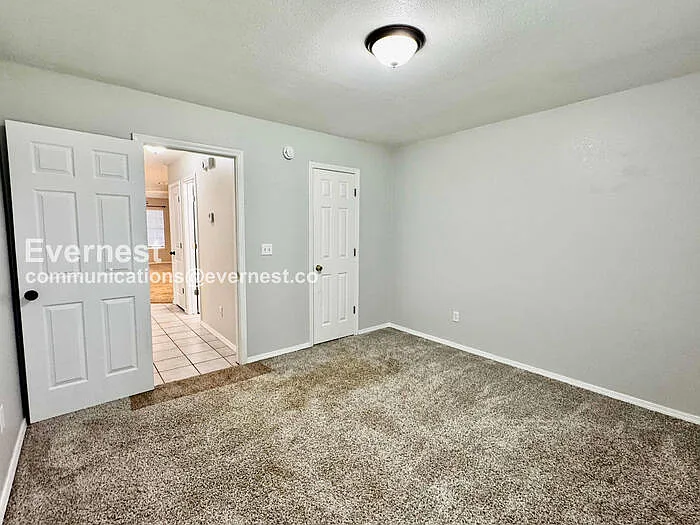 820 N Birch Ave — Photo 12