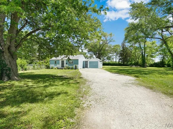 2724 Camp Jackson Rd, Cahokia, IL 62206