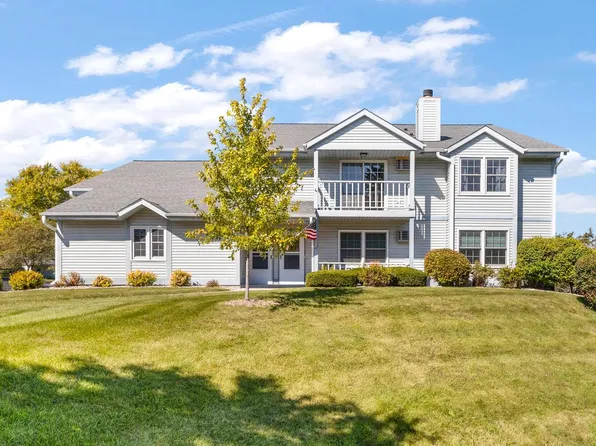 600 Barrington COURT #A, West Bend, WI 53095