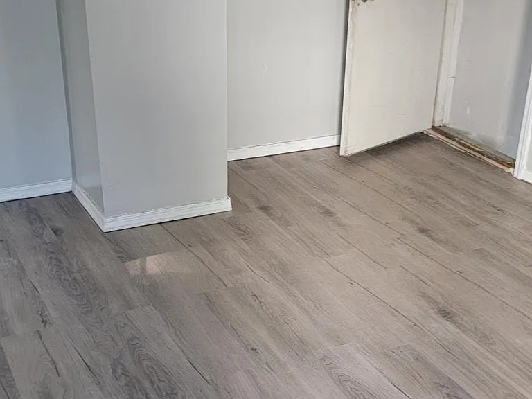 1209 Main St #3 — Photo 8