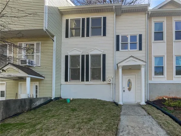 688 Stratford Grn, Avondale Estates, GA 30002