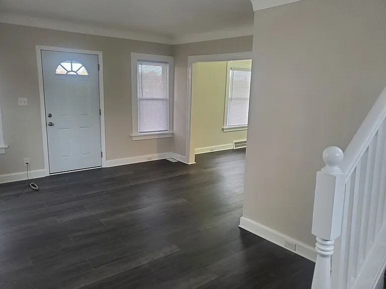 17316 Stockbridge Ave — Photo 6