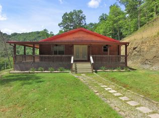 1786 Ky Route 2039, Hagerhill, KY 41222