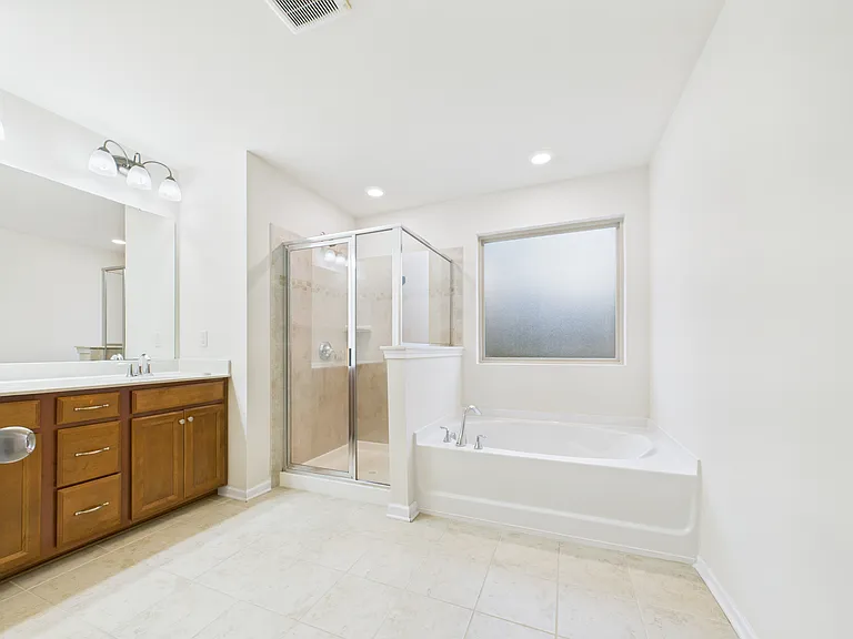 6005 Sweetbay Ln — Photo 13