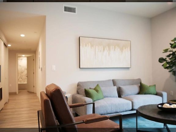 4th image of 10925 Hartsook St APT 205