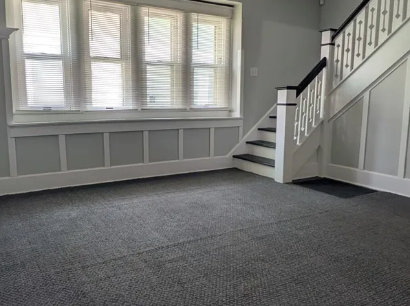 3031 Boulevard Pl, Indianapolis, IN 46208