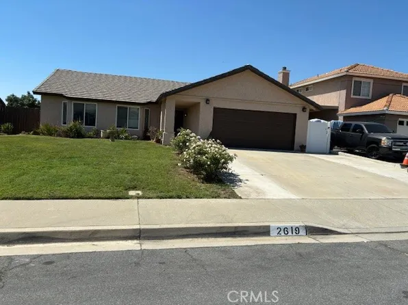 2619 W Buena Vista Dr, Rialto, CA 92377