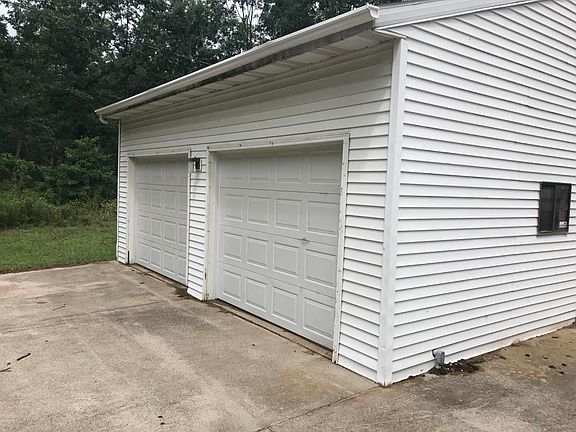 4th image of 1766 48th St