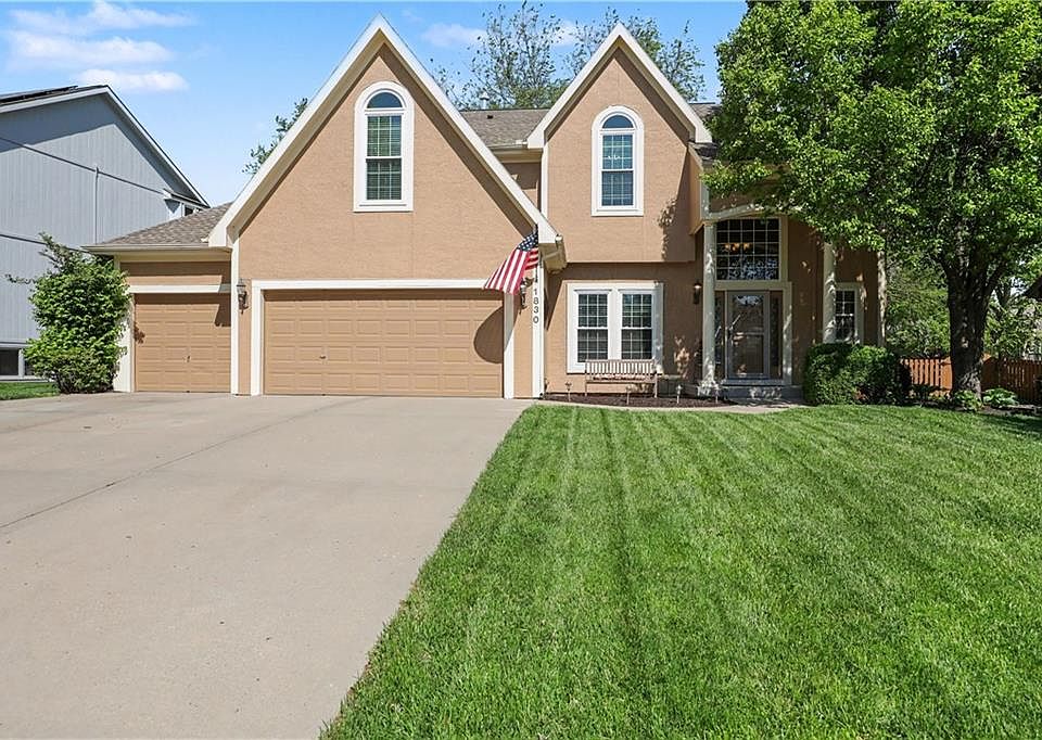 1st image of 1830 Parkside Dr