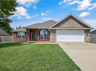 1595 Farrell St, Pea Ridge, AR 72751