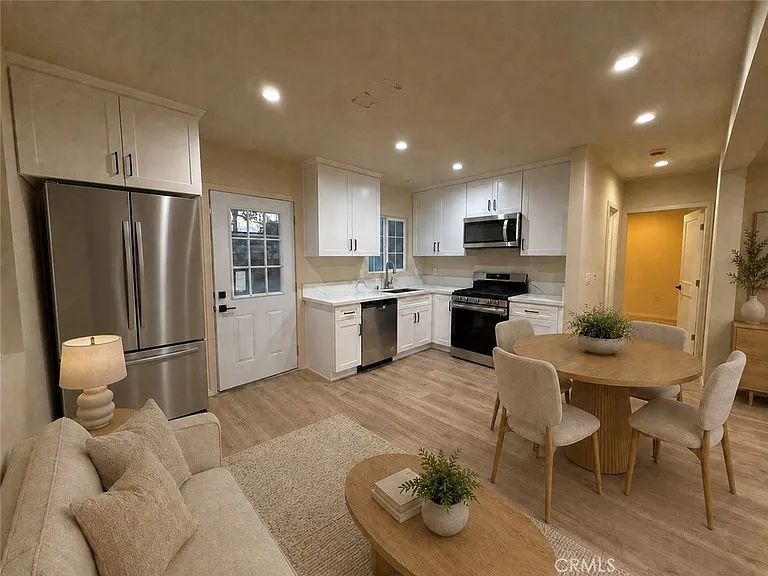 7879 Claybeck Ave — Photo 2