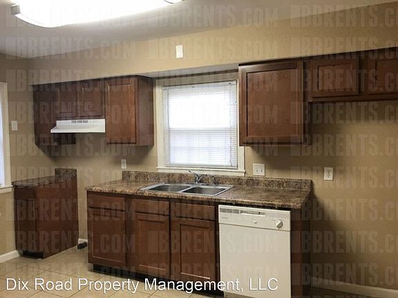 5th image of 761 Bishop Ave