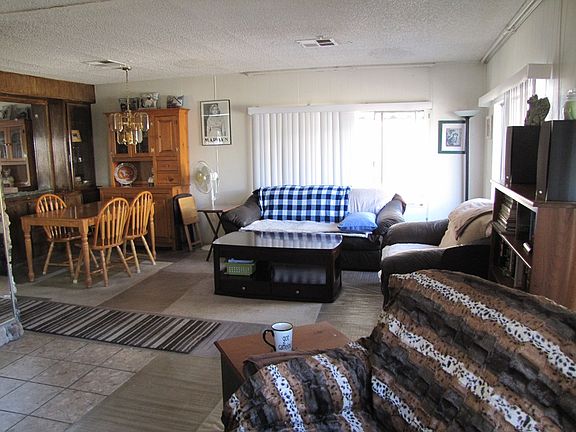 3rd image of 558 Hermitage Ct #558