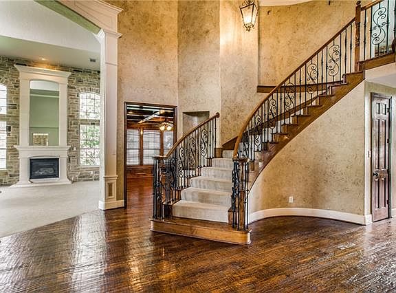 4th image of 2625 Tall Meadows Dr