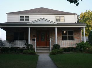 1520 Brophy Ave, Park Ridge, IL 60068