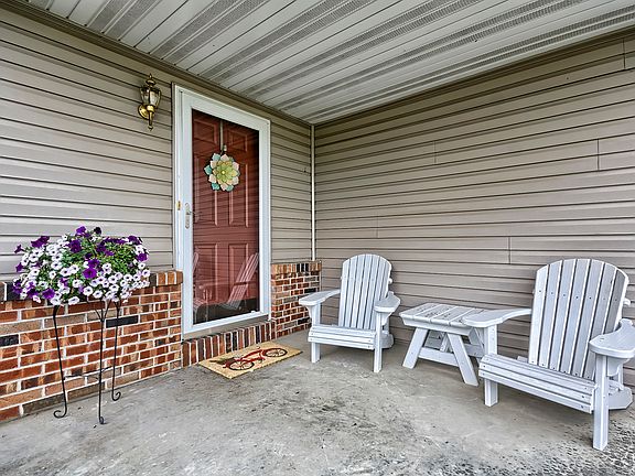 4th image of 109 Bayhill Blvd