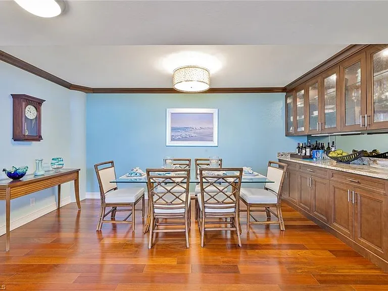 4041 Gulf Shore Blvd N #805 — Photo 12