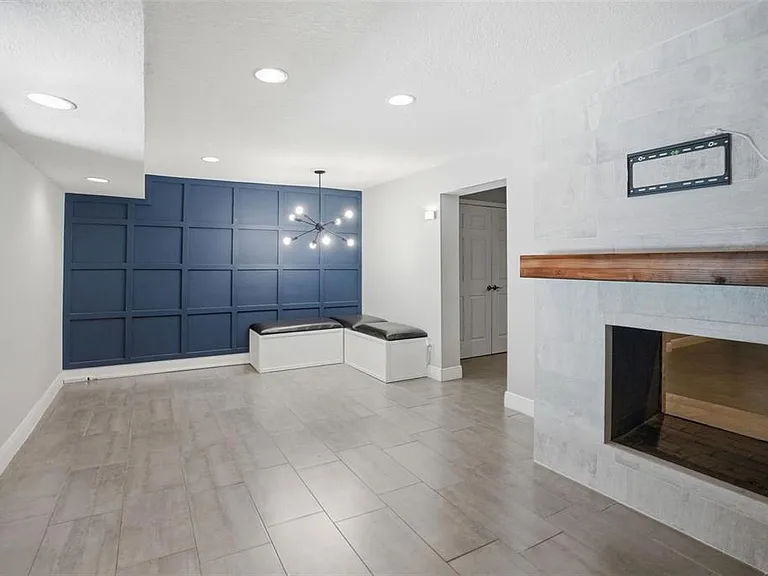 727 N Himes Ave — Photo 38