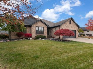 54340 Nicholas Dr, Macomb, MI