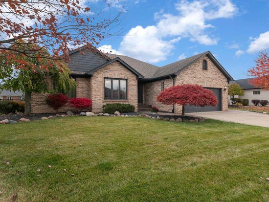 54340 Nicholas Dr, Macomb, MI 48042