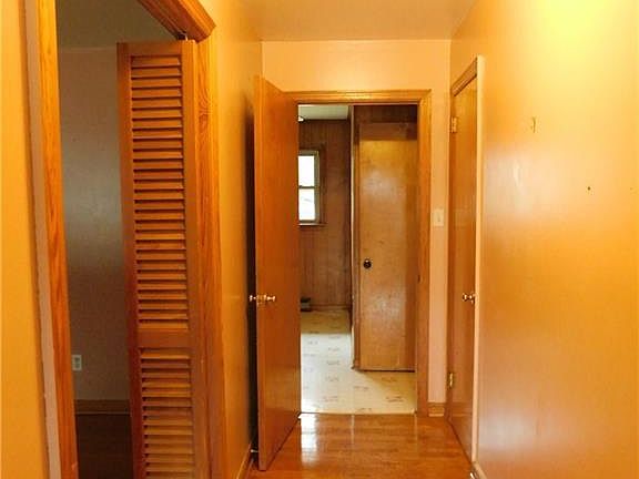 2nd image of 408 Cedar Ln