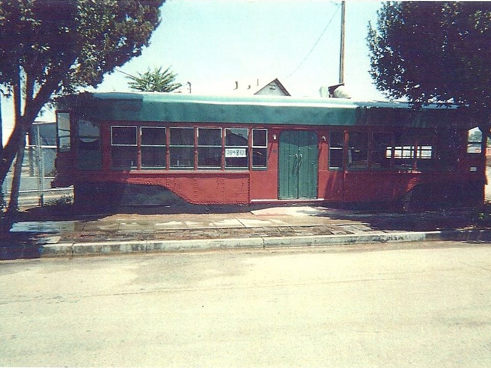1906 Trolley Car's