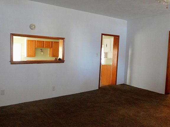 2nd image of 246 Jefferson St