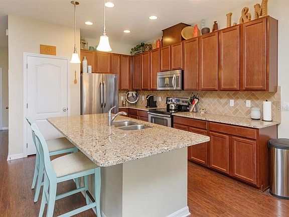 4th image of 2616 River Landing Dr