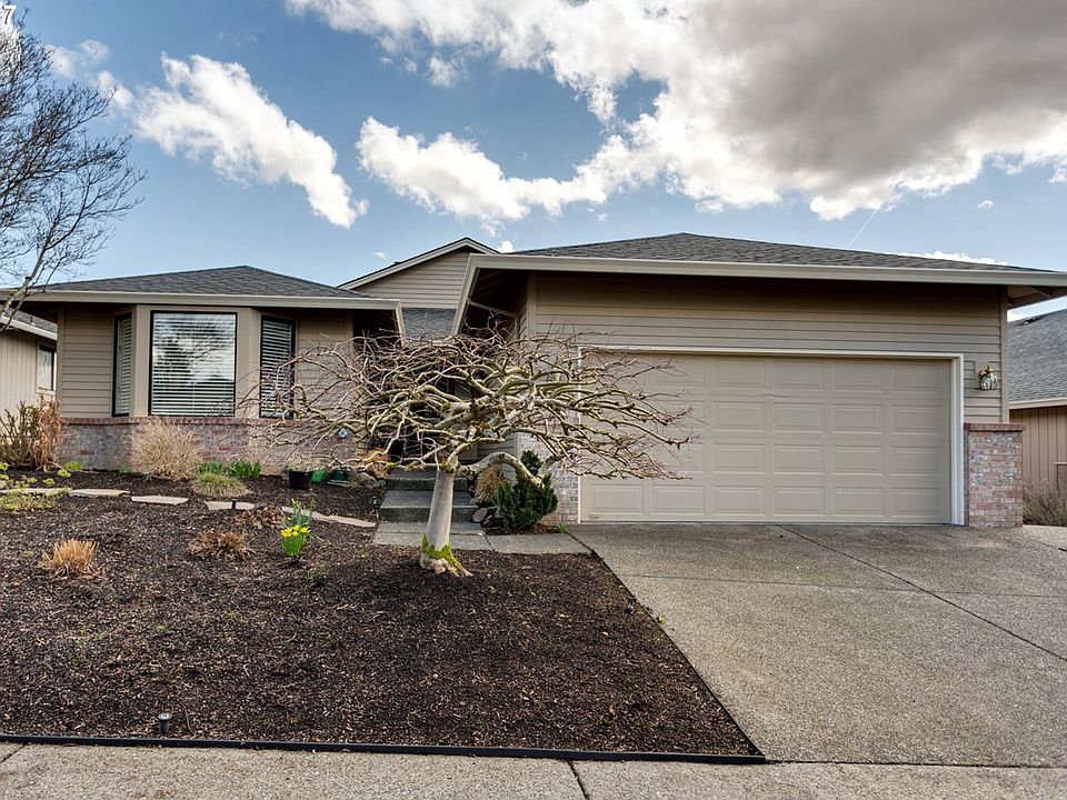 1st image of 2905 SE 153rd Ave