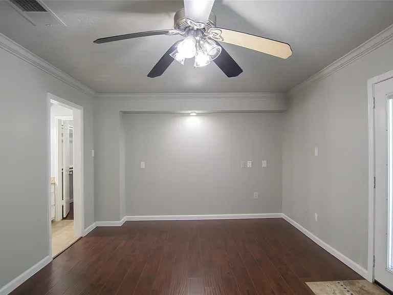 3406 Deerwood Ln — Photo 36
