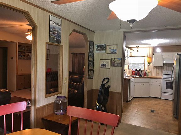 4th image of 200 NW Astor Way