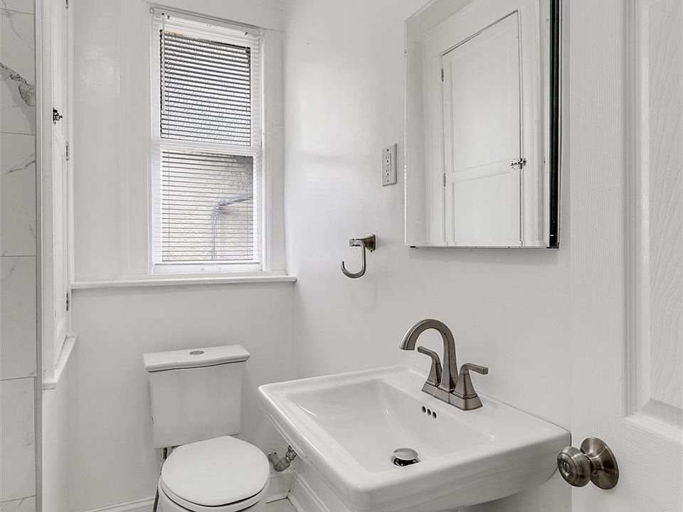 121 Colorado St, photo 20