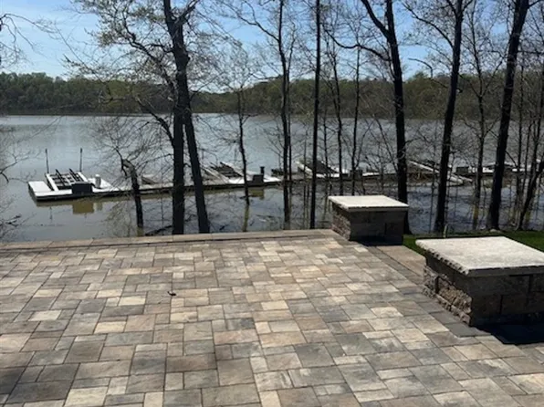 3 Eagle Point Dr, Austin, KY 42123
